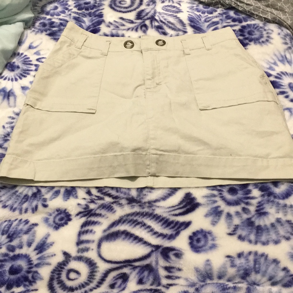 Khaki skorts